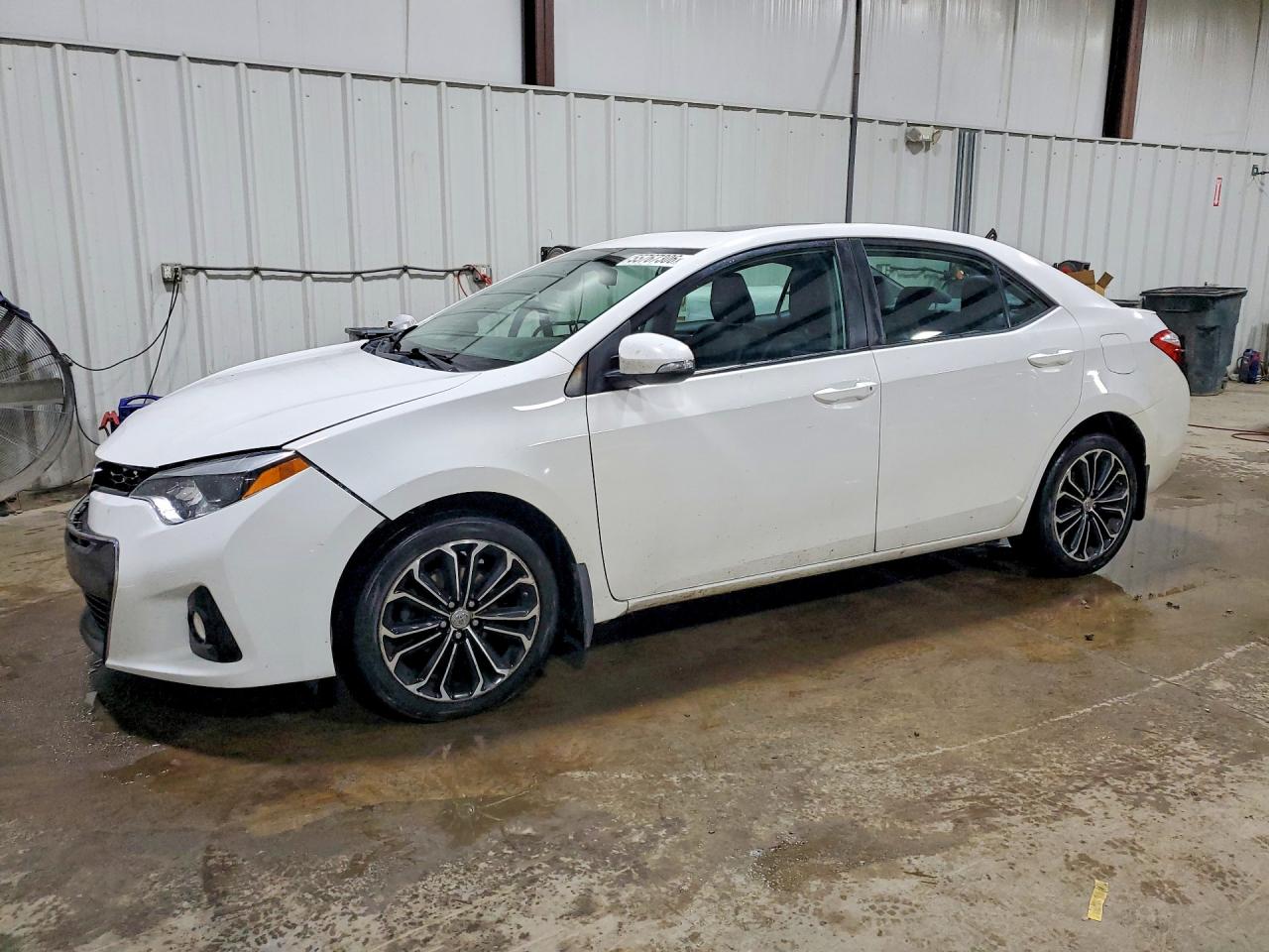 Salvage Toyota Corolla Image
