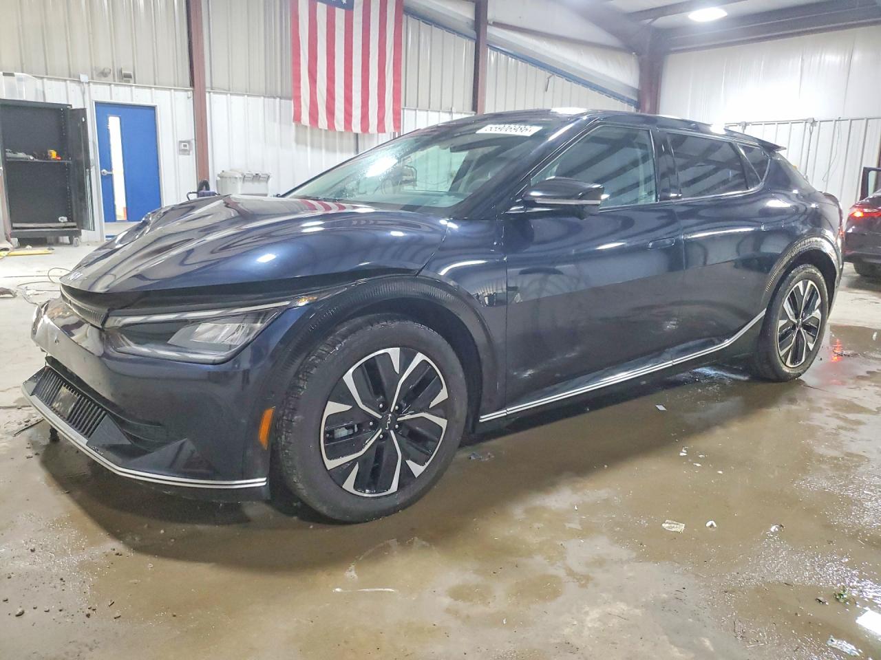Salvage Kia EV6 Image