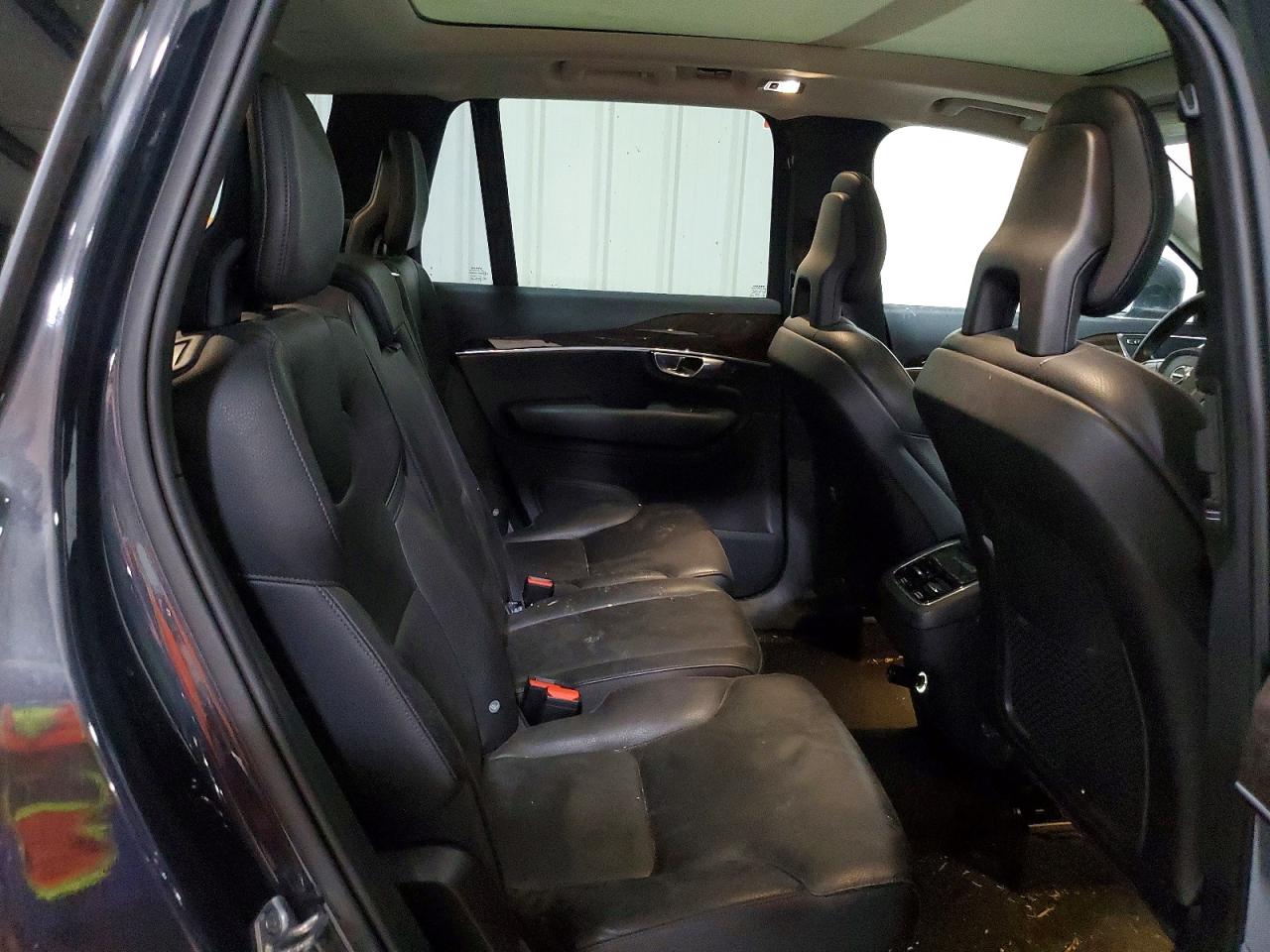 Volvo XC90 T6