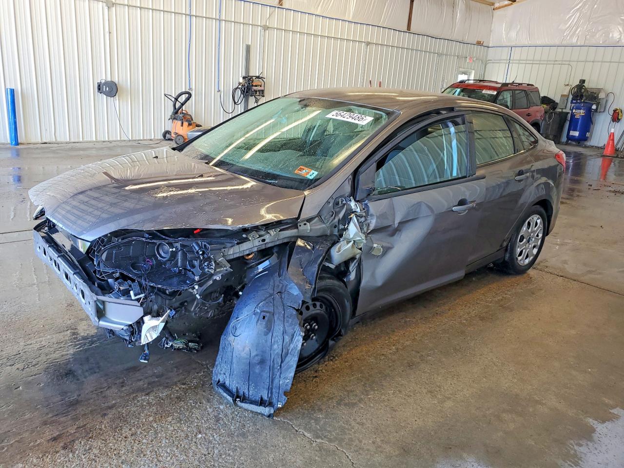 Salvage Ford Focus Image