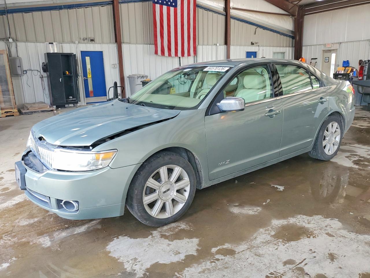 Salvage Lincoln MKZ Image