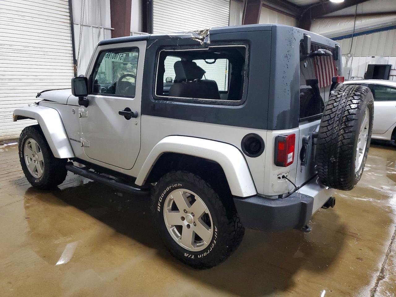 Jeep Wrangler Sahara