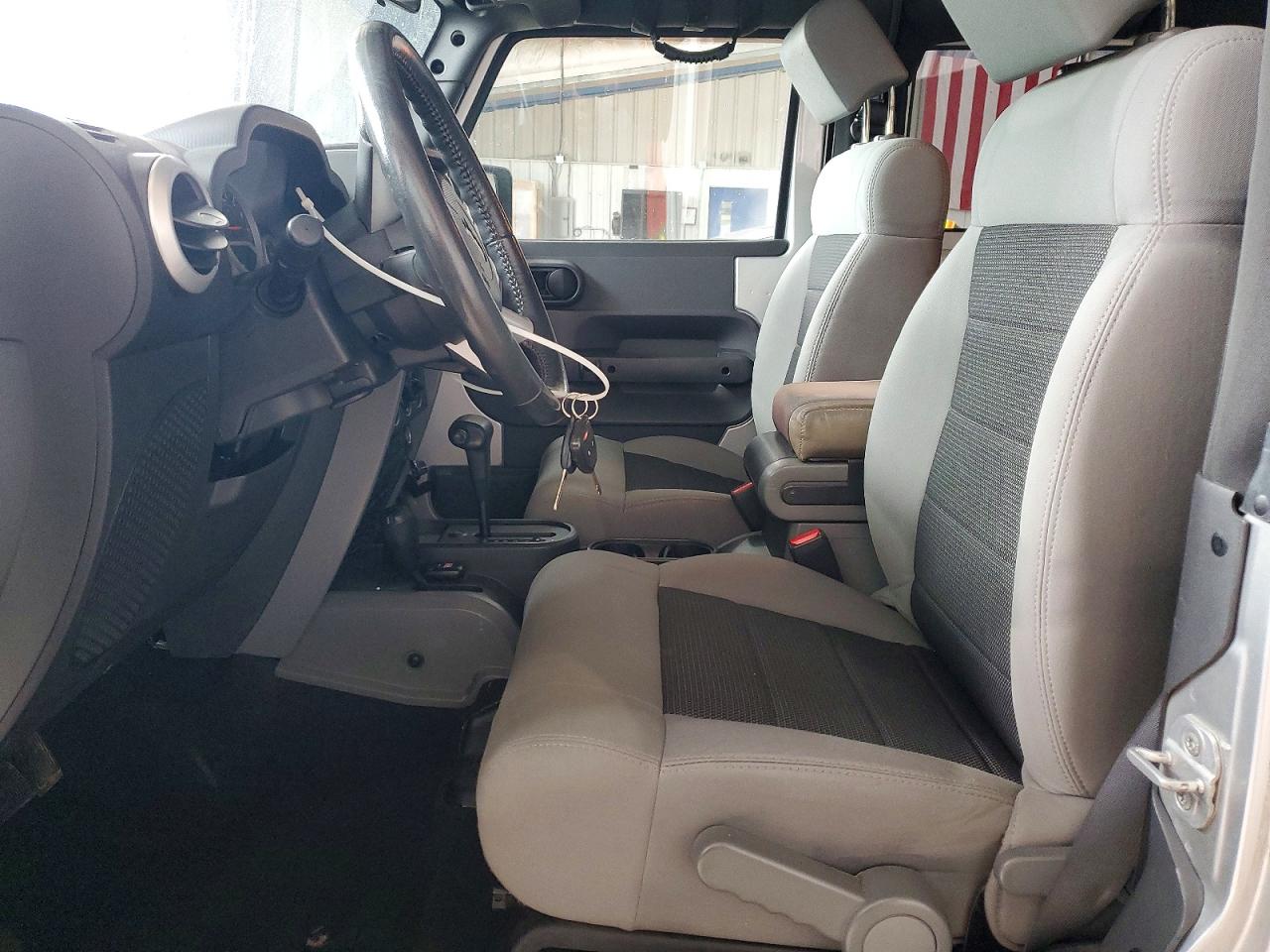 Jeep Wrangler Sahara