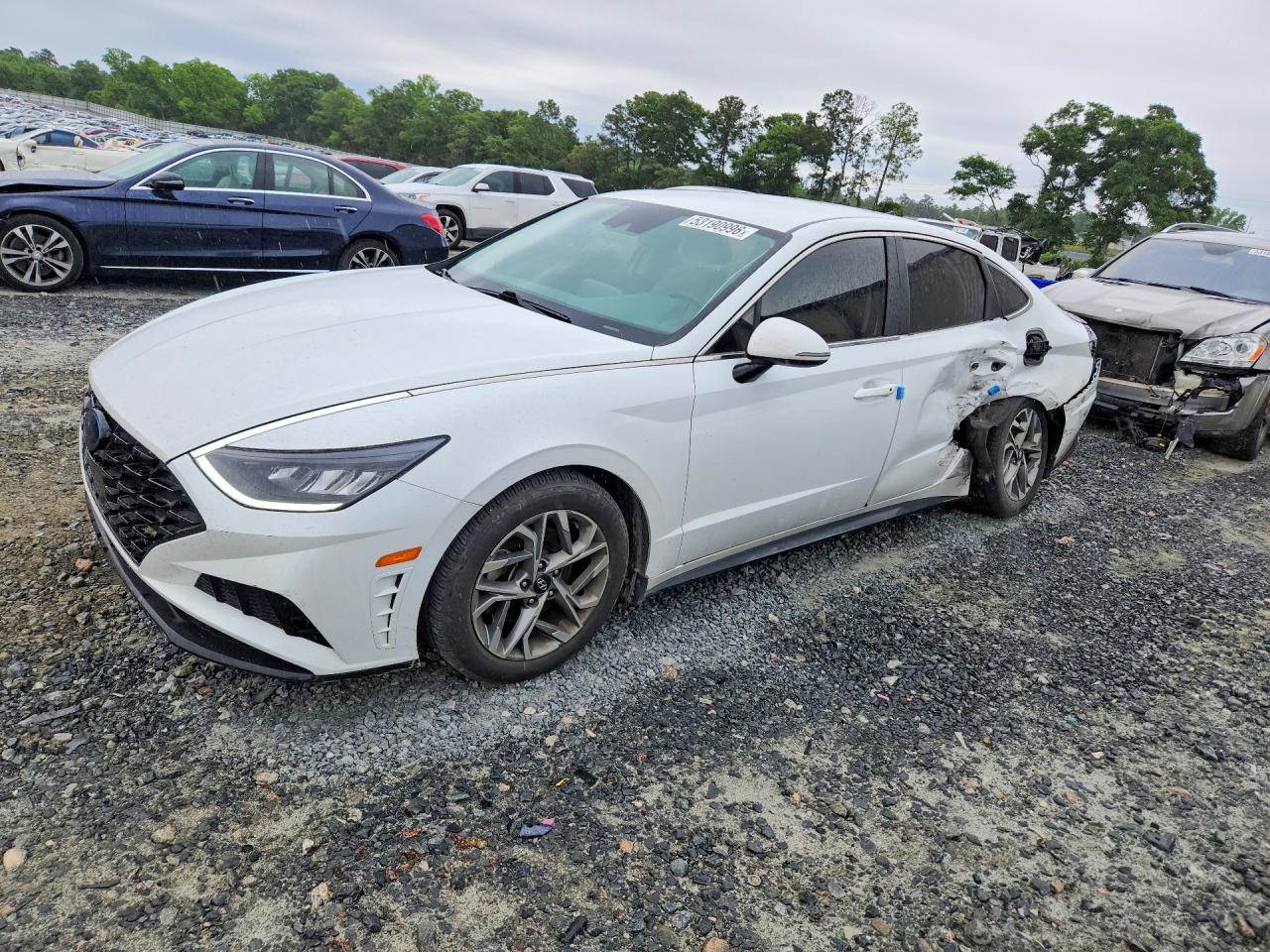 Salvage Hyundai SONATA Image