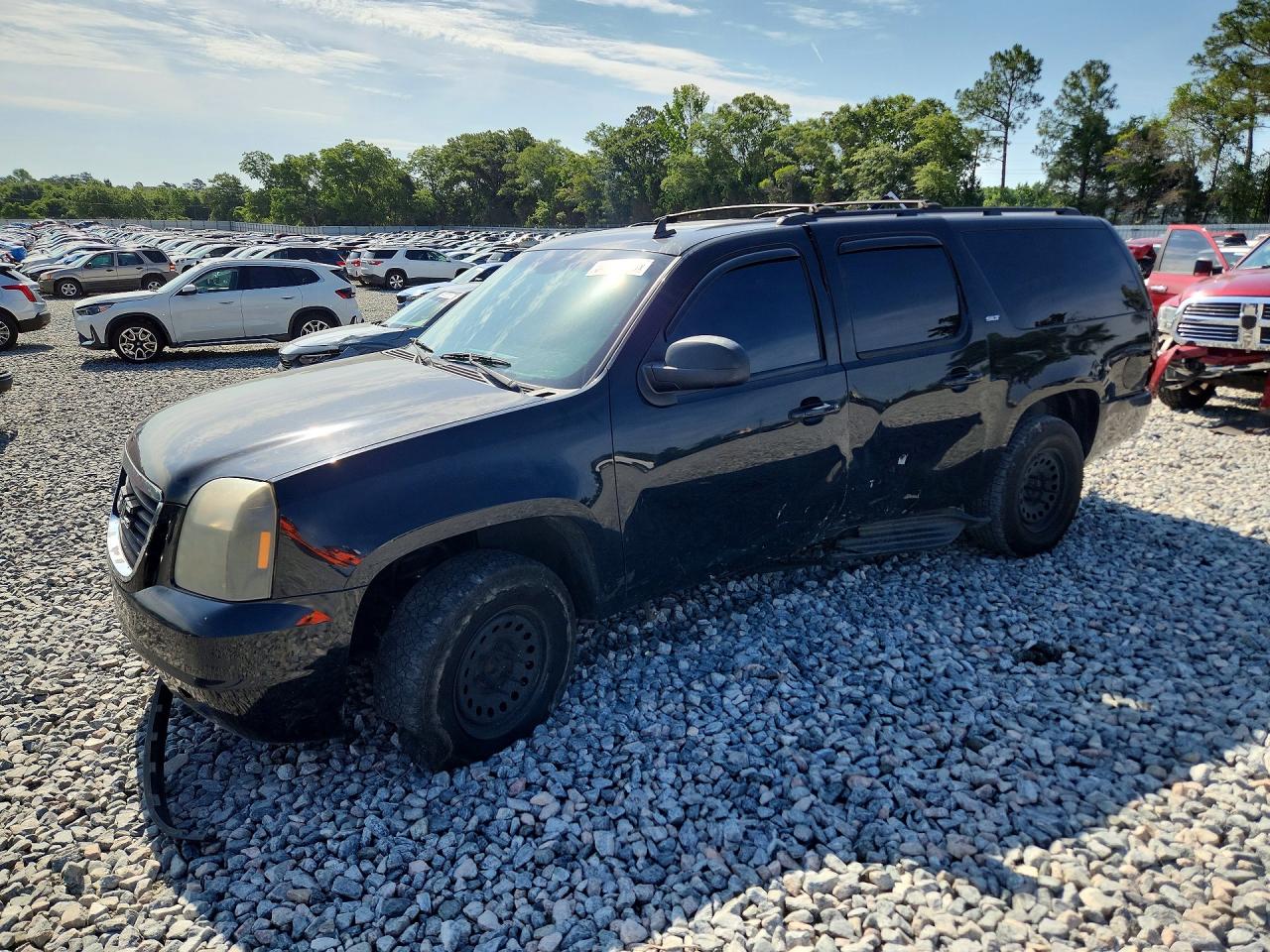 Salvage GMC Yukon Image