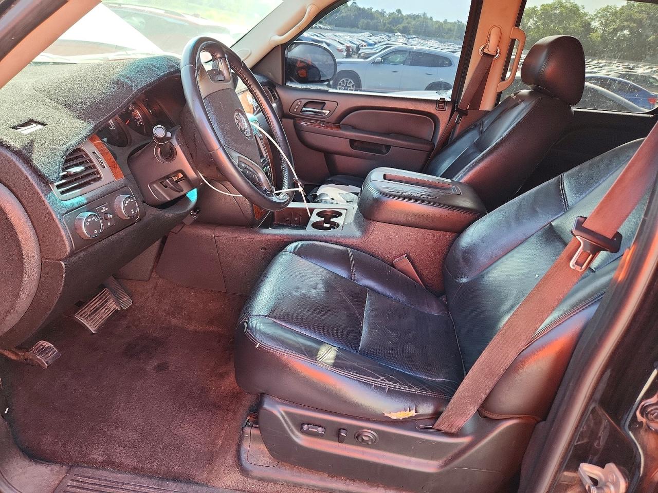 GMC Yukon C1500 Slt