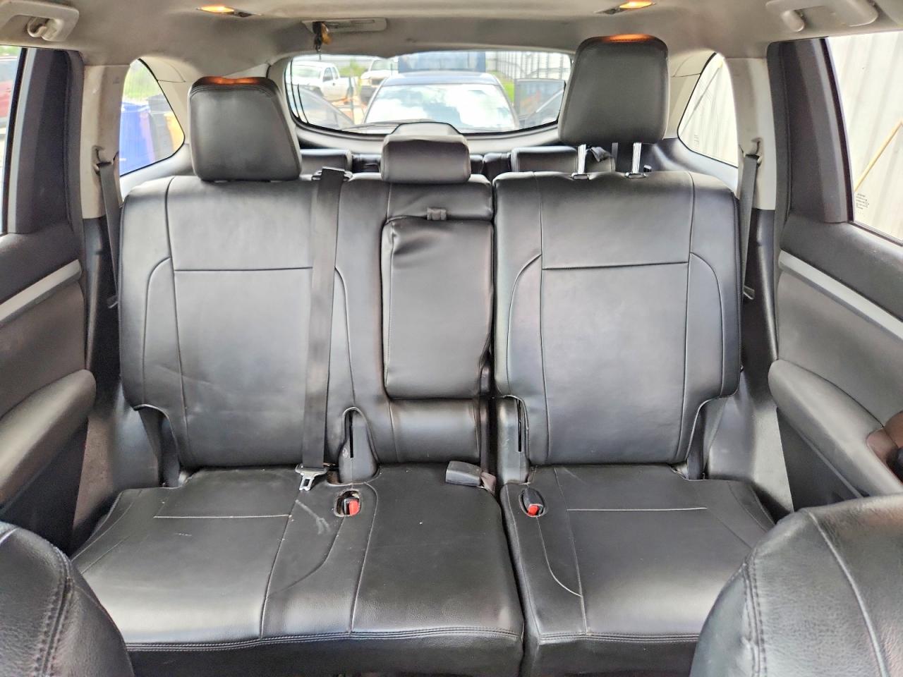 Toyota Highlander Le