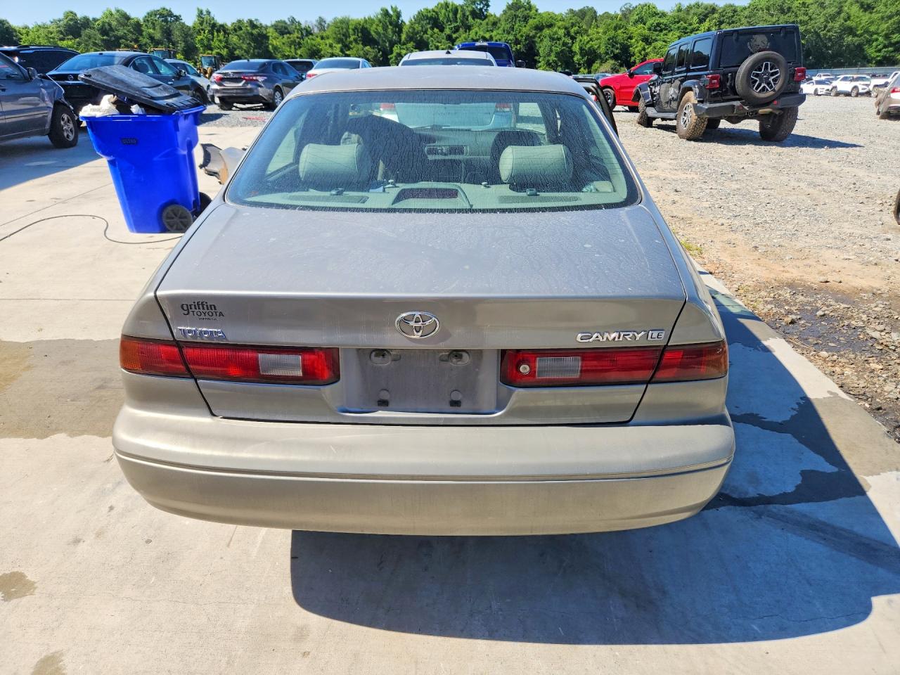 Toyota Camry Le