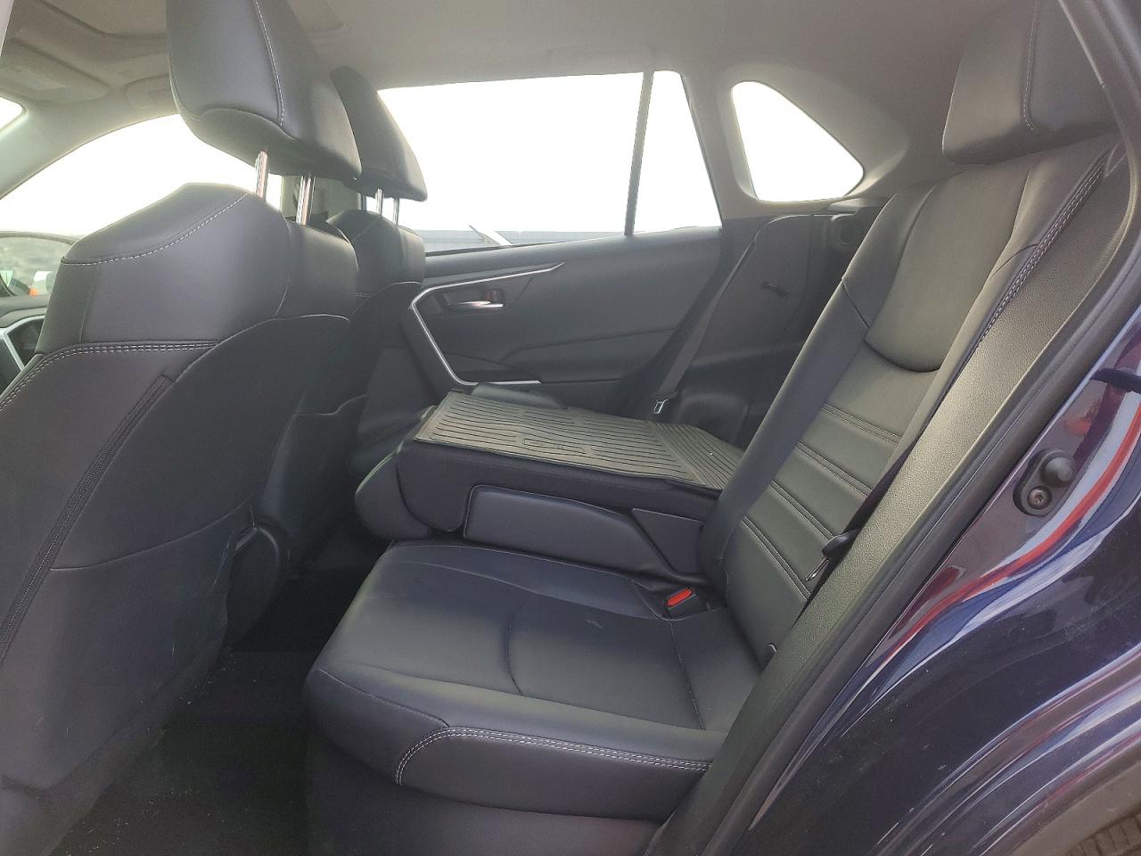 Toyota RAV4 Xle Premium