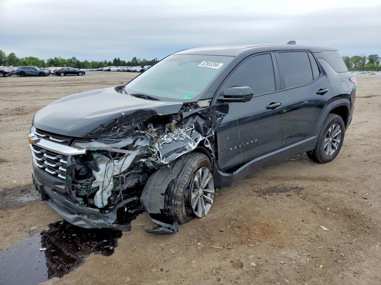 Salvage Chevrolet Equinox Image