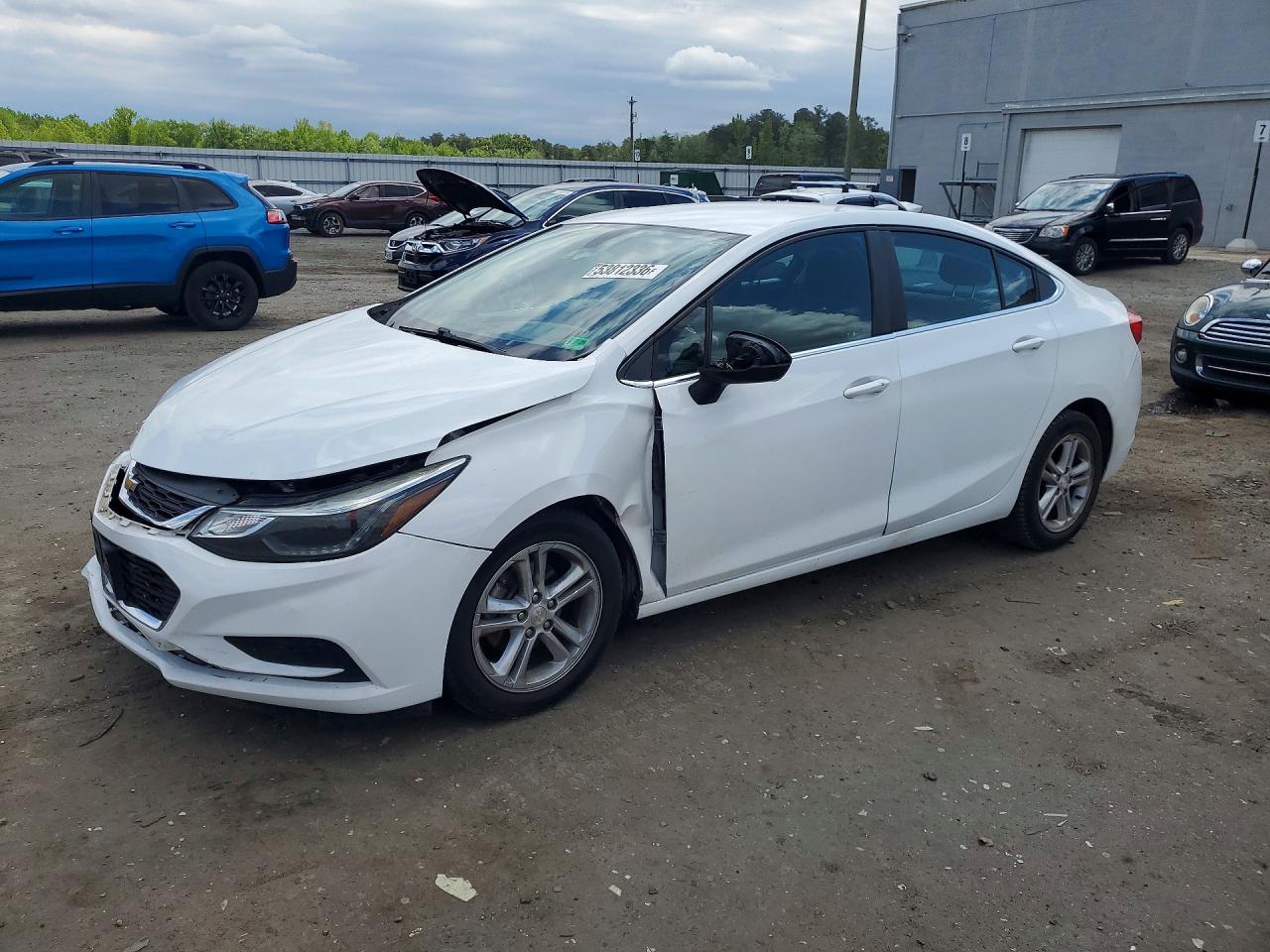 Salvage Chevrolet Cruze Image