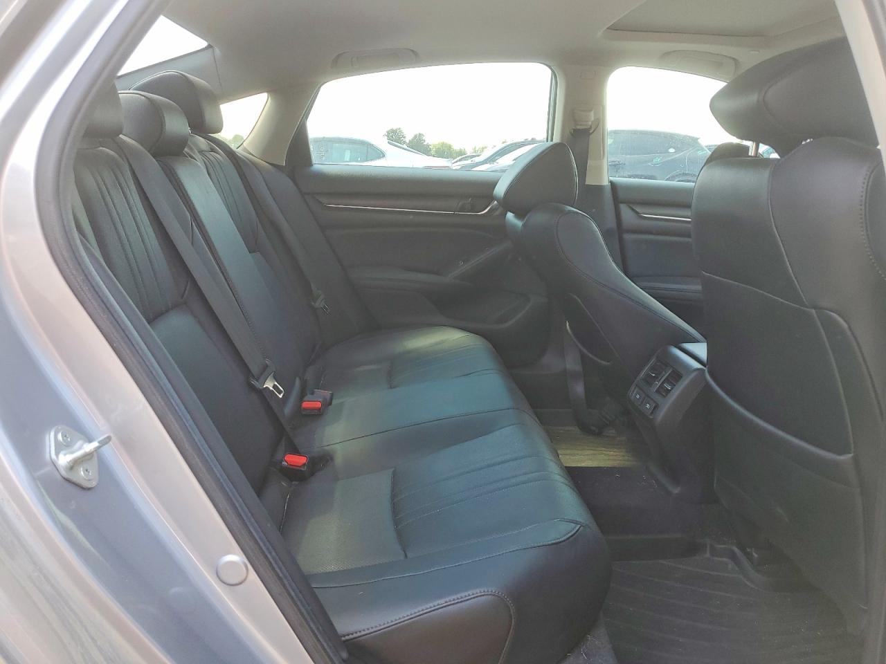 Honda Accord Touring Hybrid