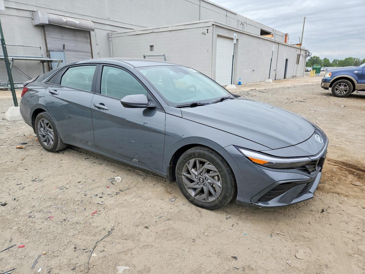 Hyundai ELANTRA Sel