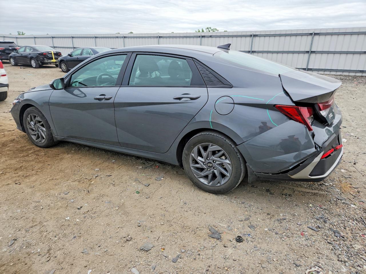 Hyundai ELANTRA Sel
