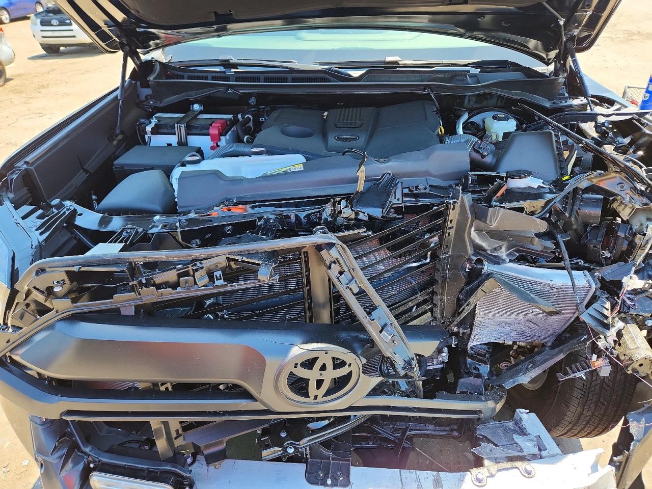 Toyota Tundra Sr5