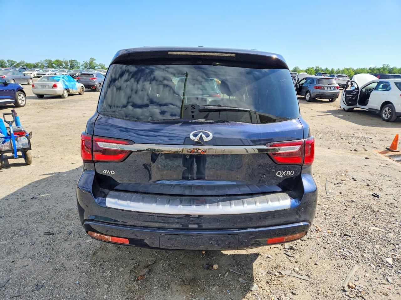 INFINITI Qx Premium Select
