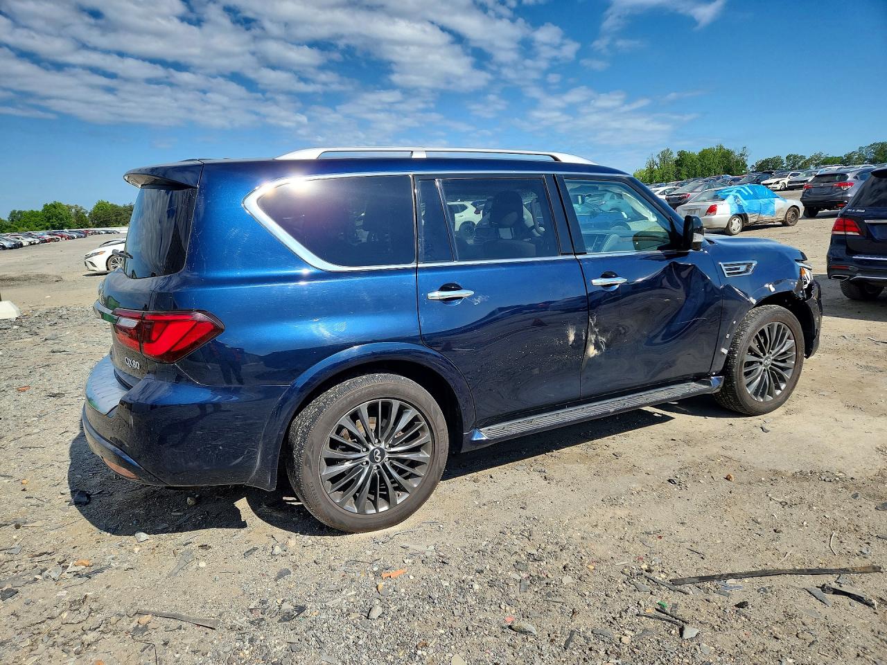 INFINITI Qx Premium Select
