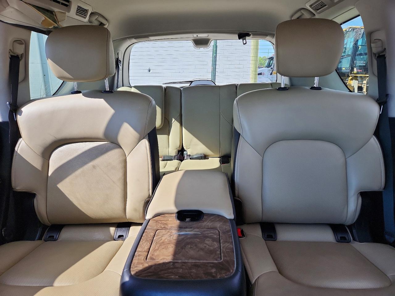 INFINITI Qx Premium Select