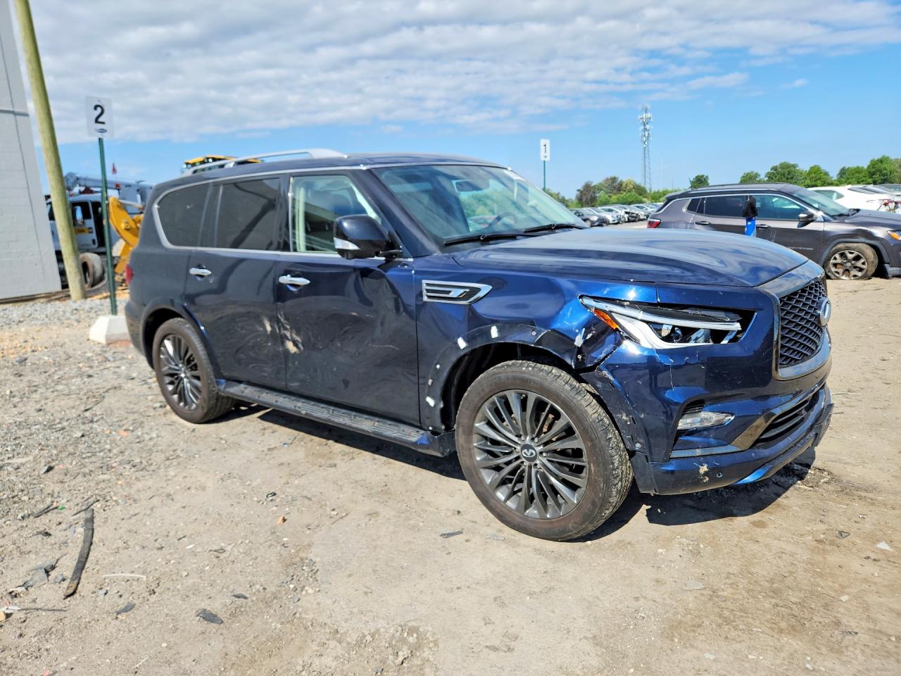 INFINITI Qx Premium Select