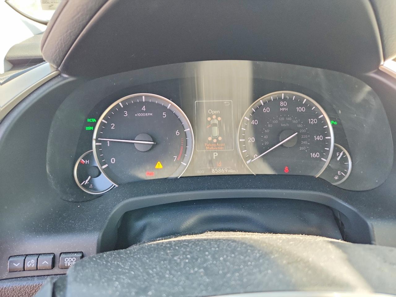 Lexus RX Base