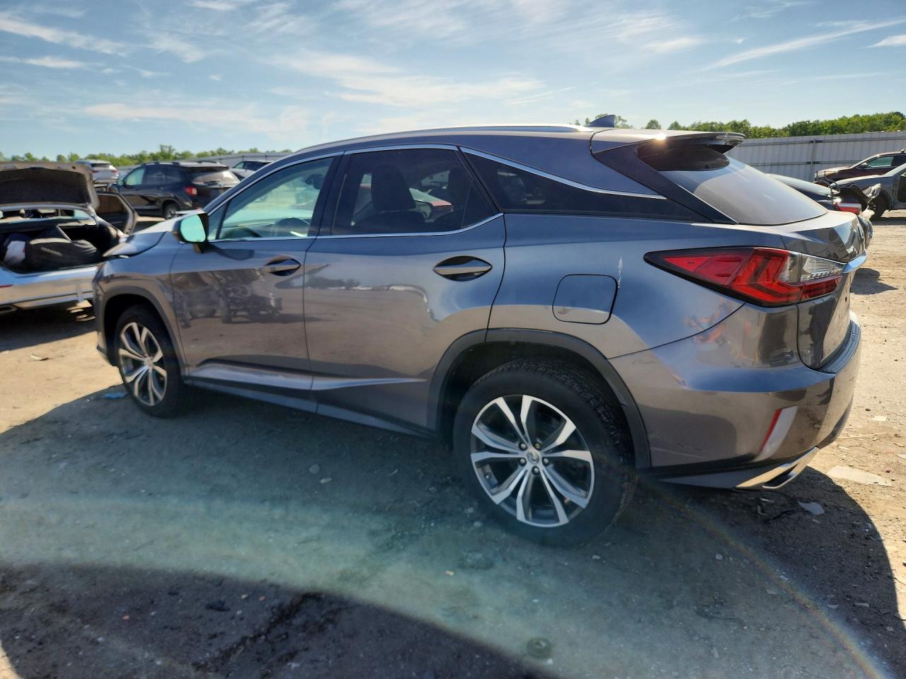 Lexus RX Base