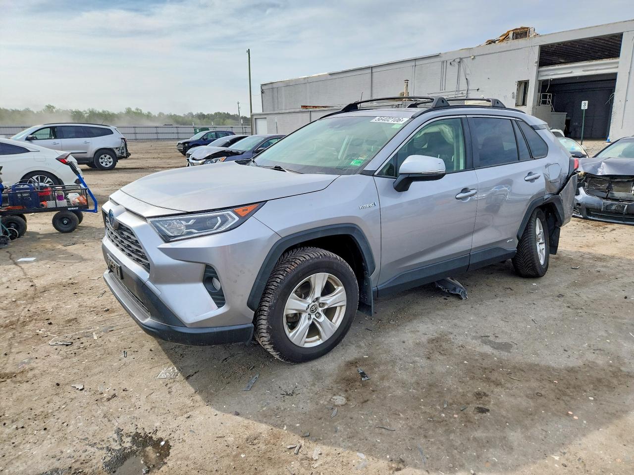Salvage Toyota RAV4 Image