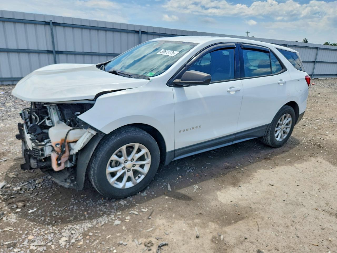 Salvage Chevrolet Equinox Image
