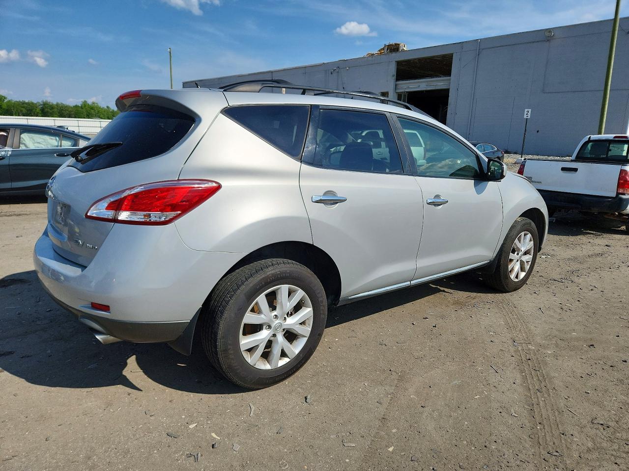 Nissan Murano S