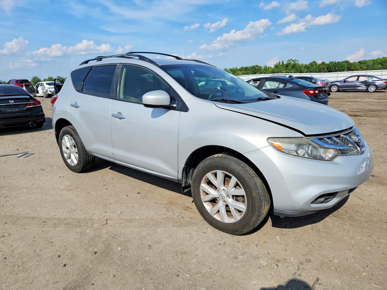 Nissan Murano S