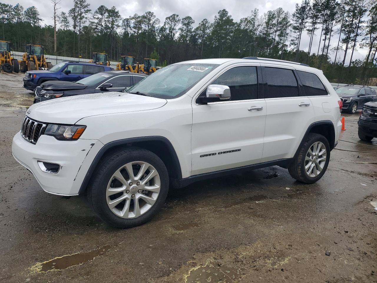 Salvage Jeep Grand Cherokee Image