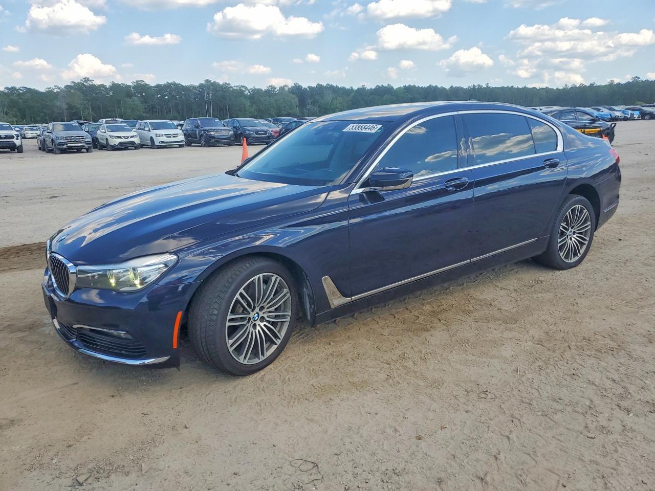 Salvage BMW 7 Series Image