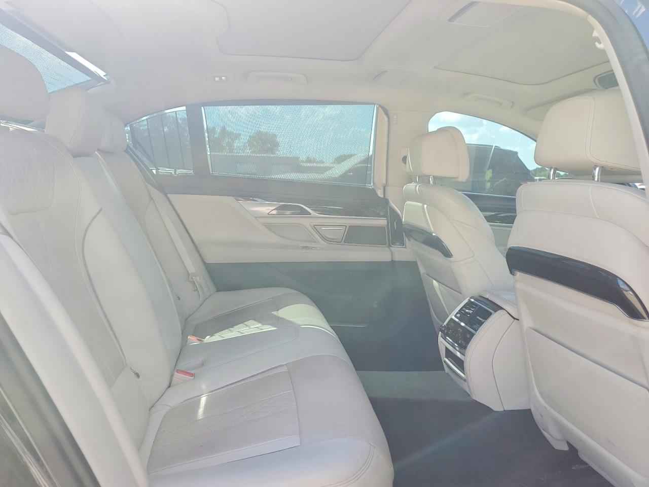 BMW 7 Series I