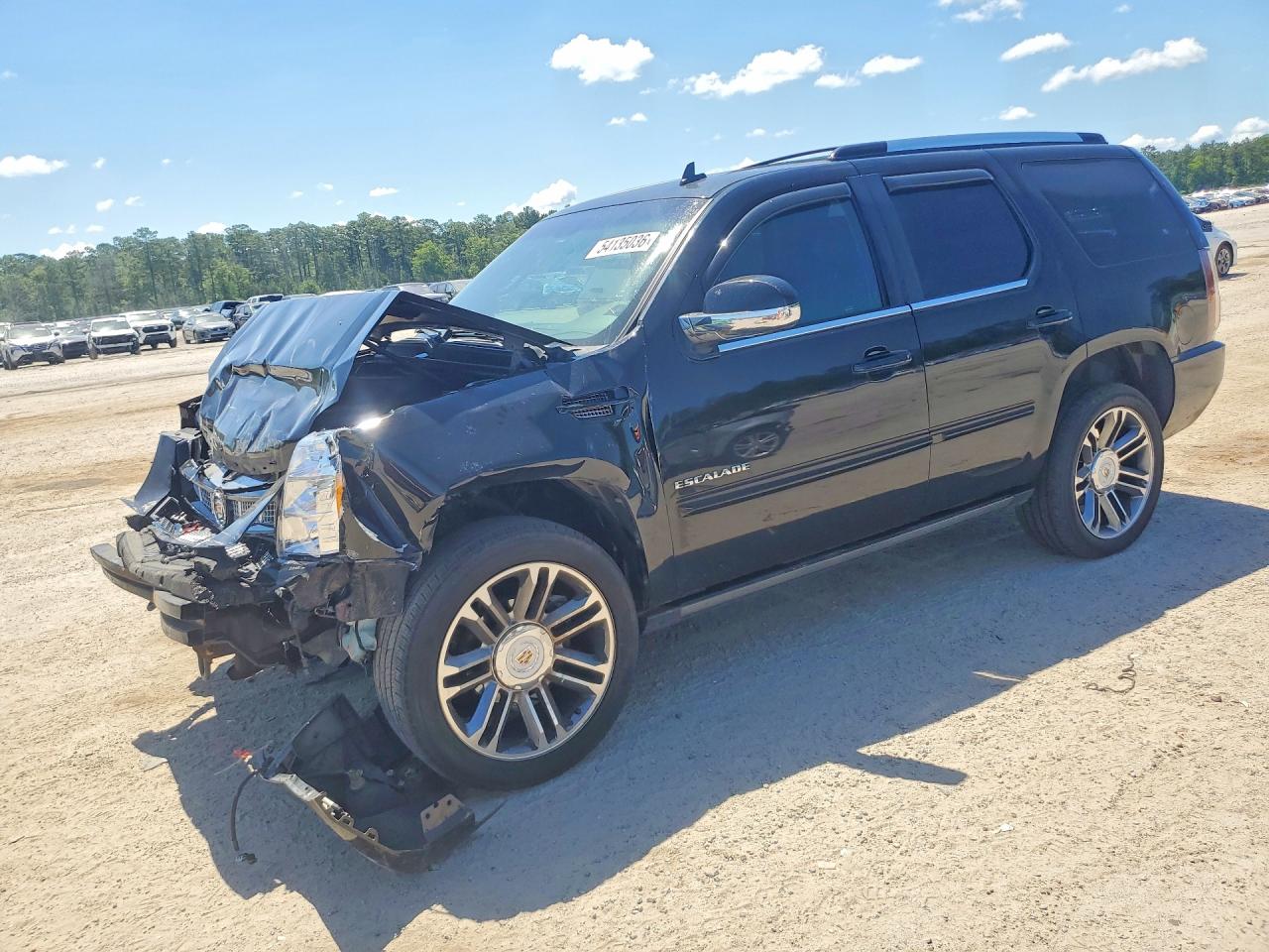 Salvage Cadillac Escalade Image