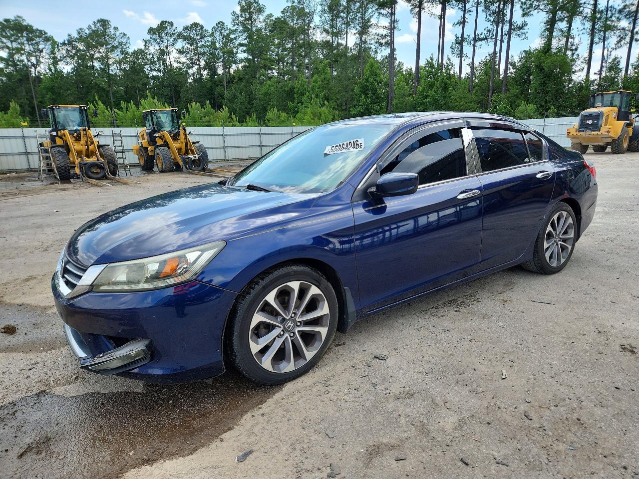 Salvage Honda Accord Image