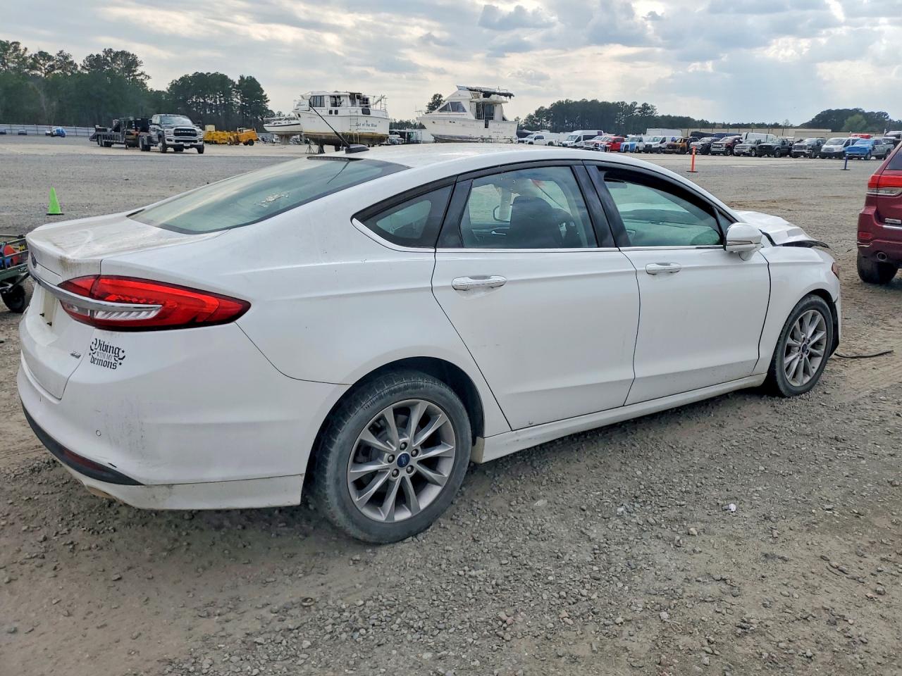 Ford Fusion Se