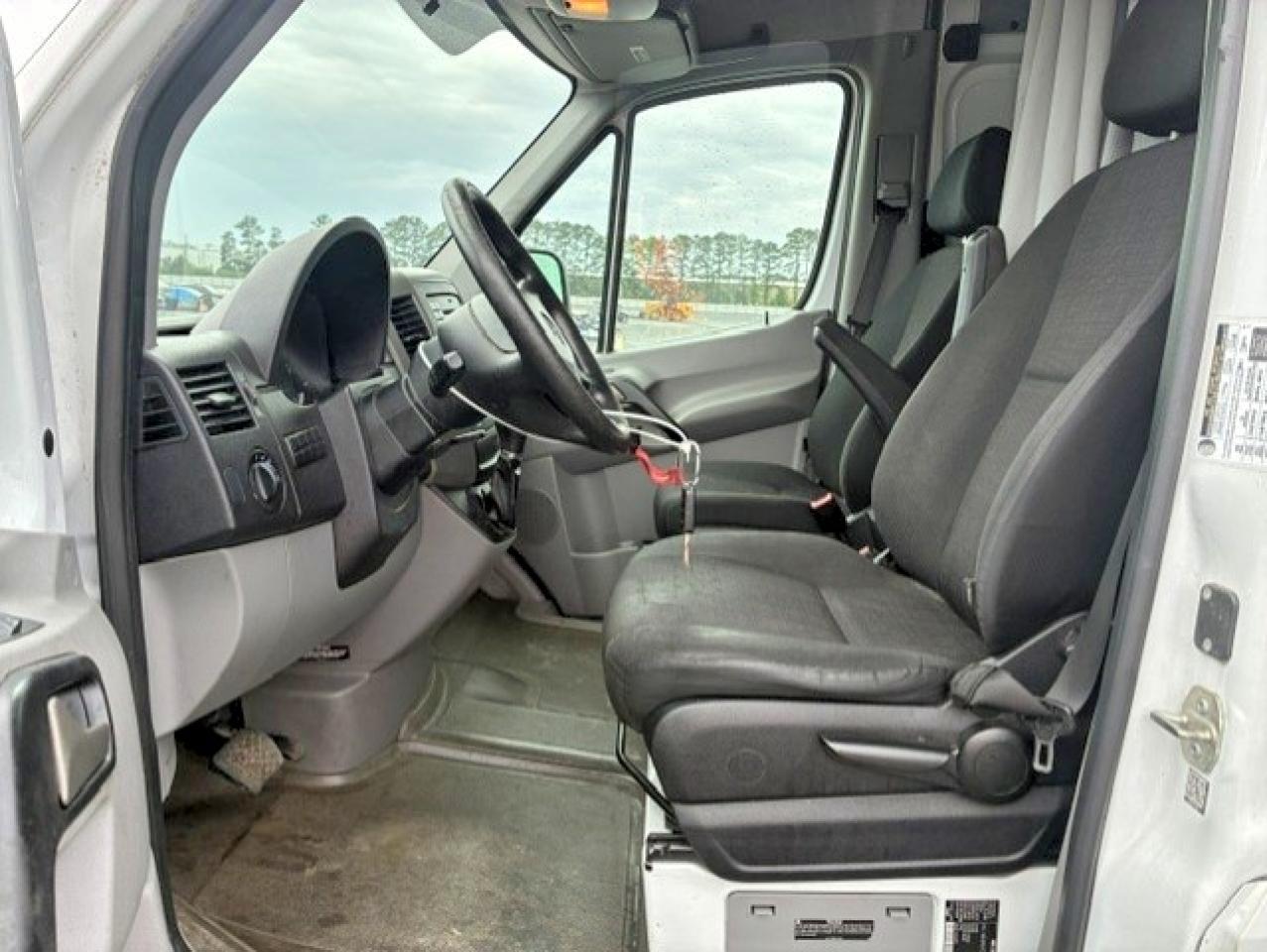 Mercedes-Benz Sprinter 2500