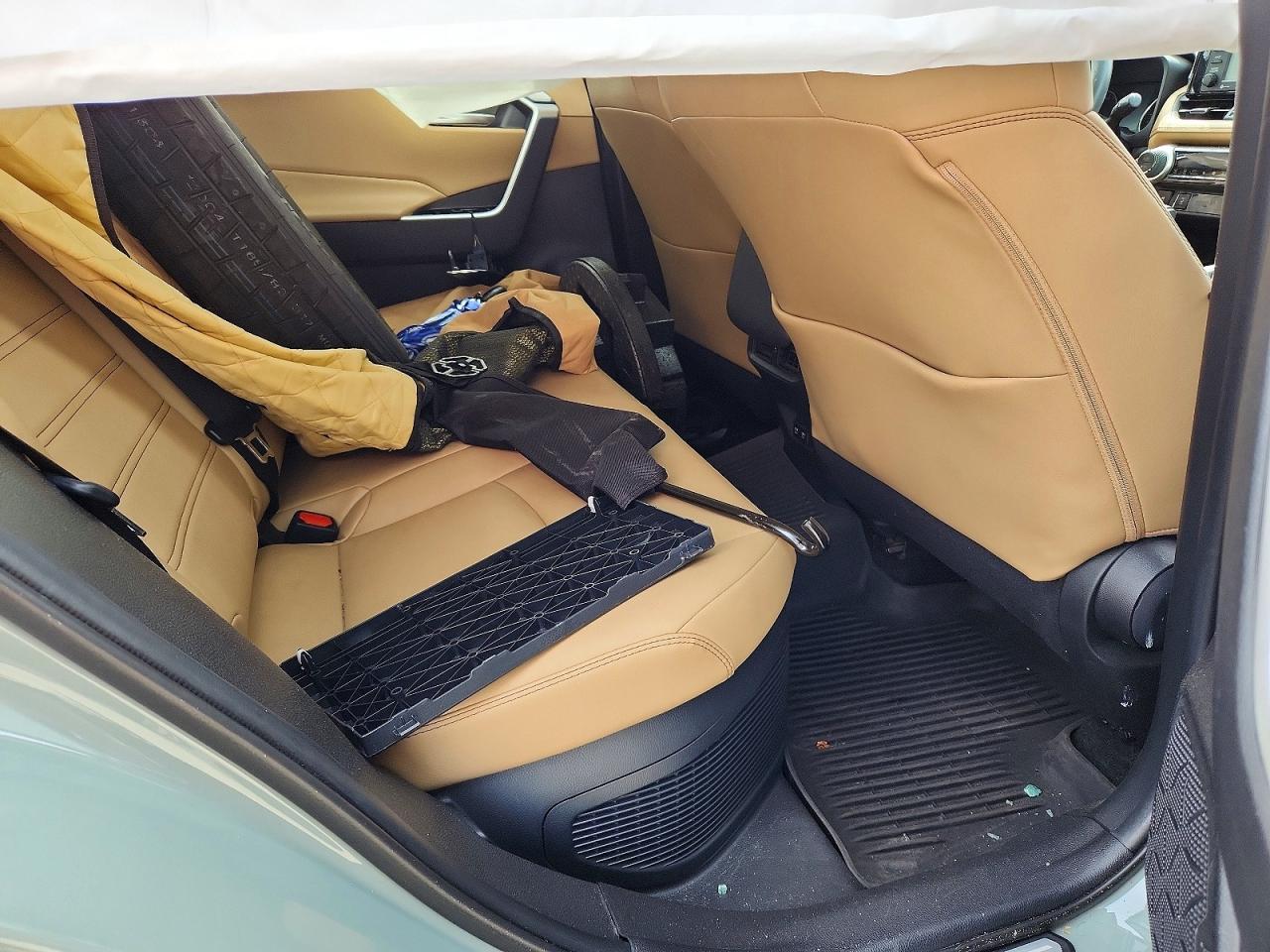 Toyota RAV4 Xle Premium