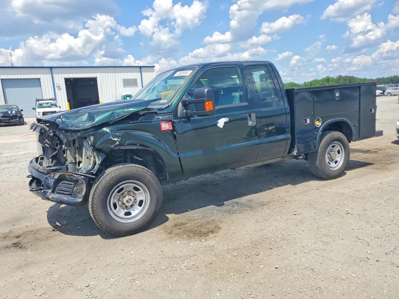 Salvage Ford F-350 Image