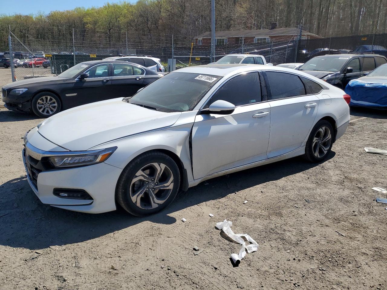 Salvage Honda Accord Image
