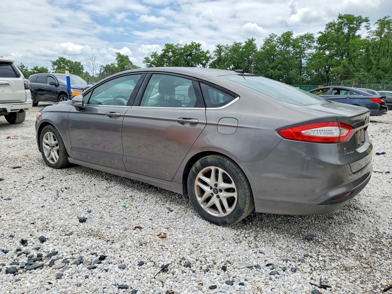 Ford Fusion Se
