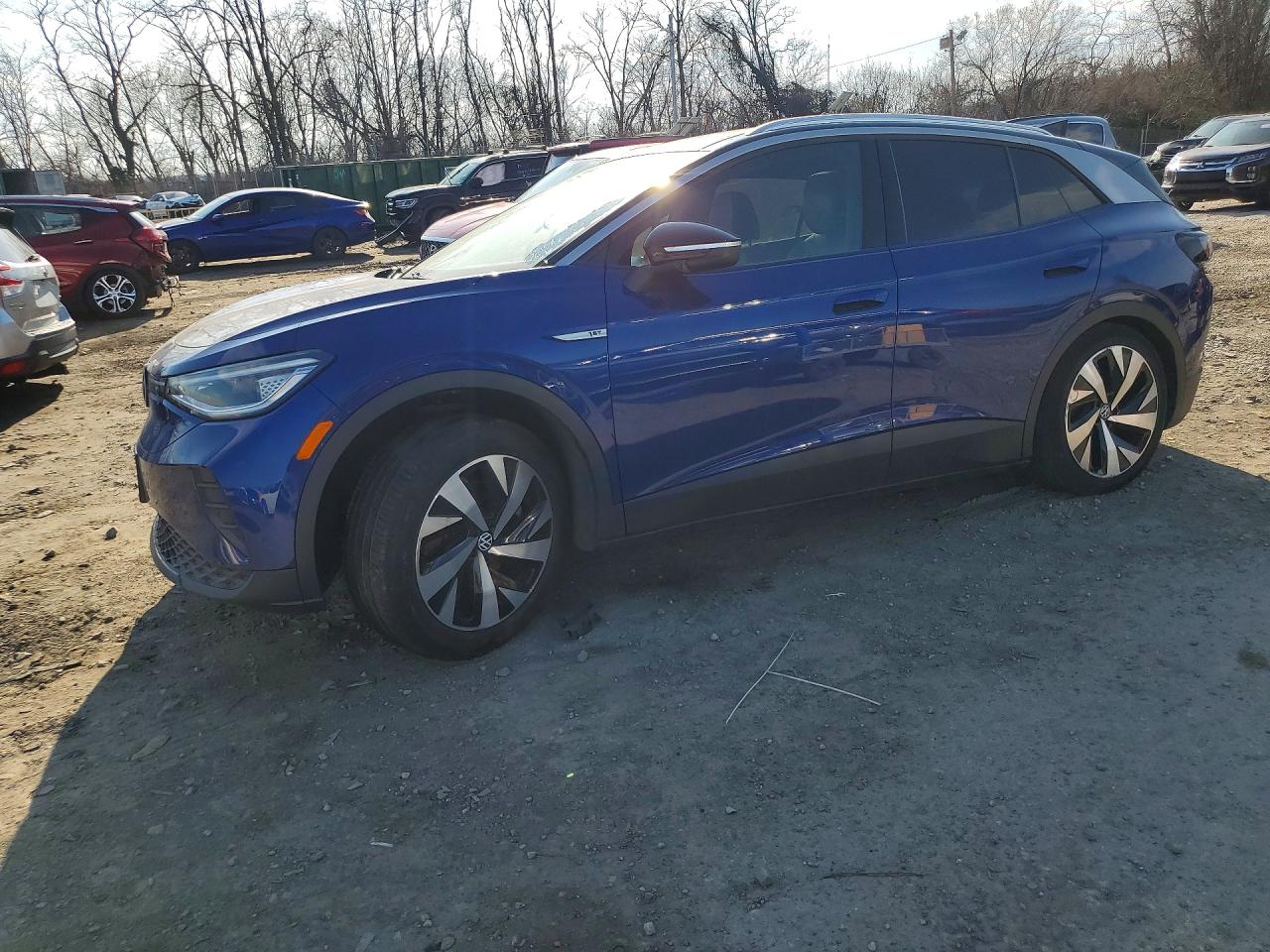 Salvage Volkswagen ID.4 Image