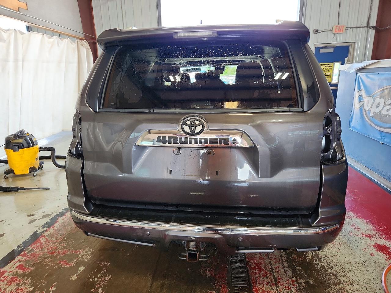 Toyota 4Runner Limited