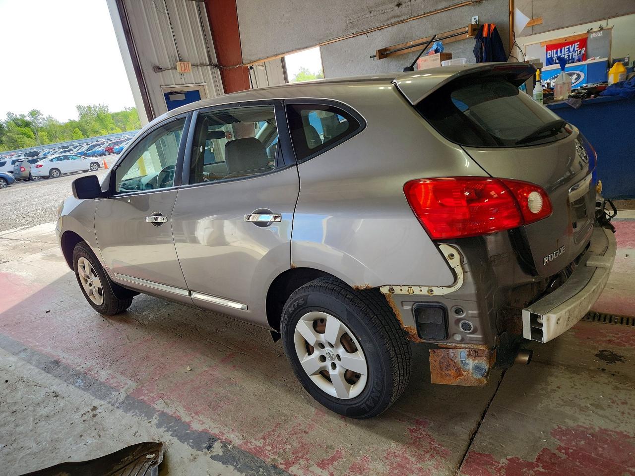 Nissan Rogue S