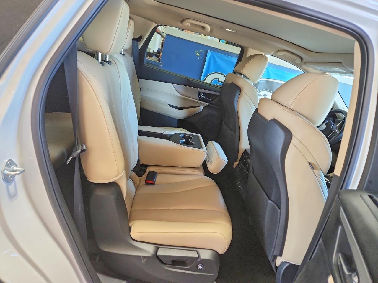 Acura MDX Technology
