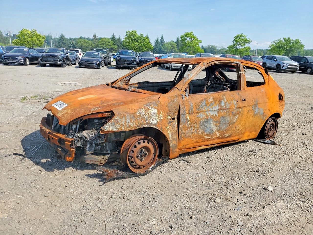 Salvage Hyundai ACCENT Image