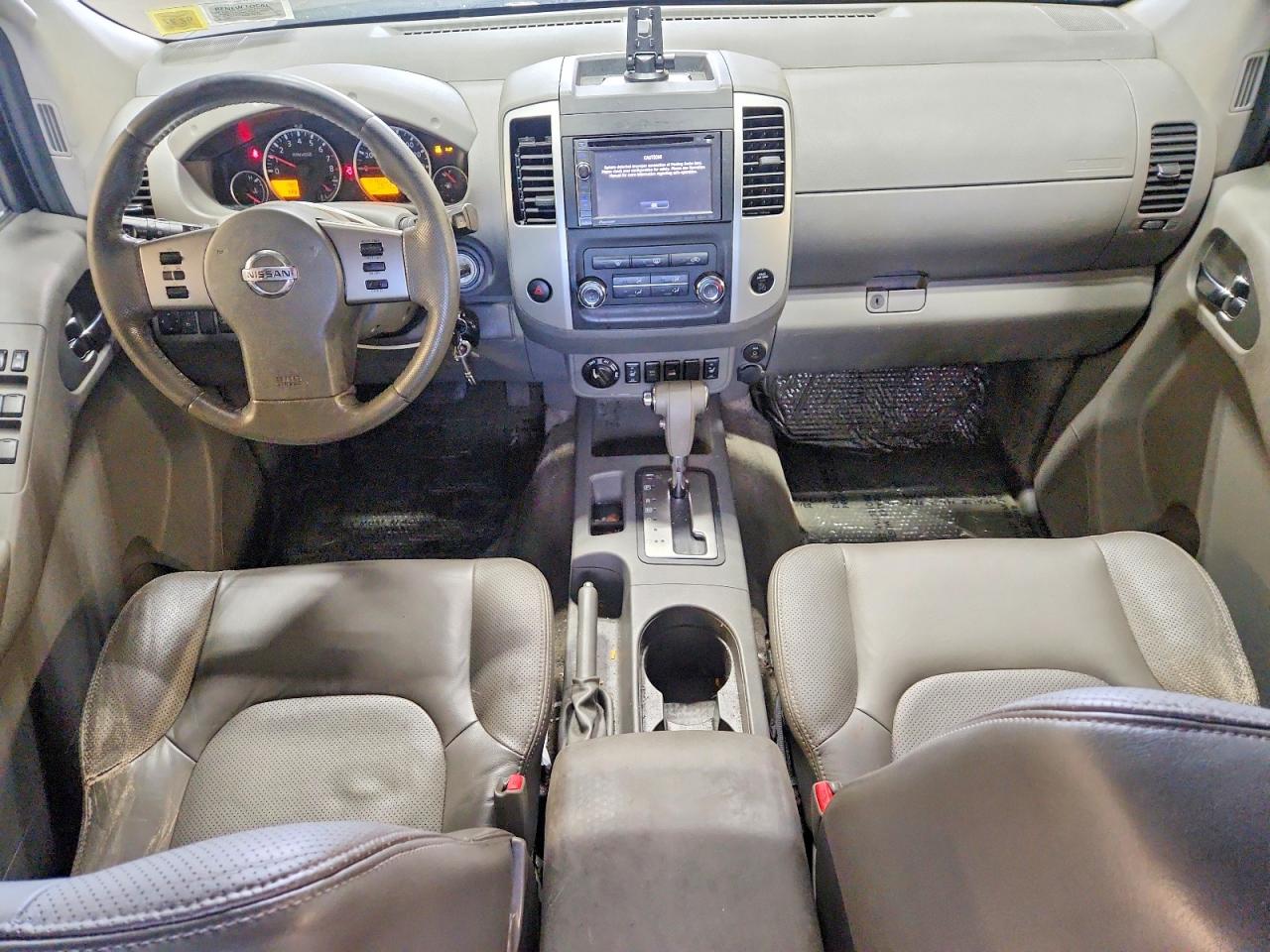 Nissan Frontier S