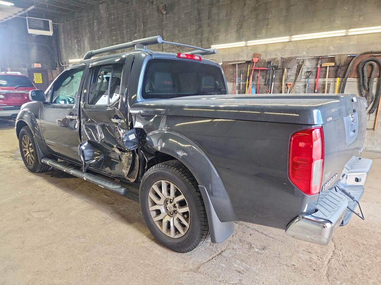 Nissan Frontier S