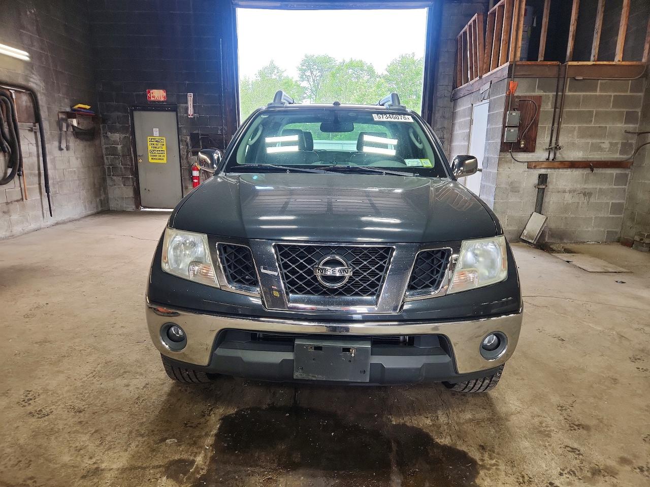 Nissan Frontier S