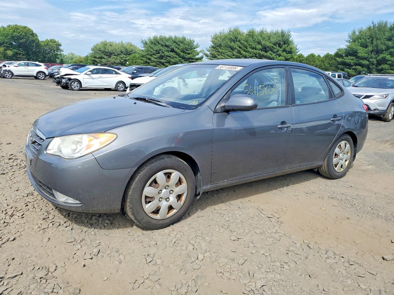 Salvage Hyundai ELANTRA Image