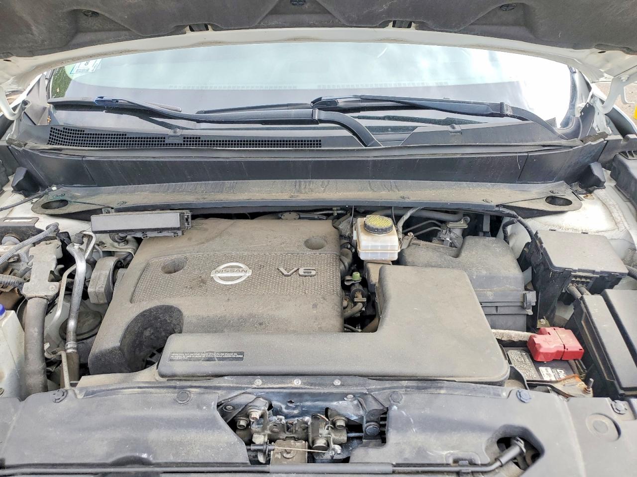 Nissan Pathfinder S